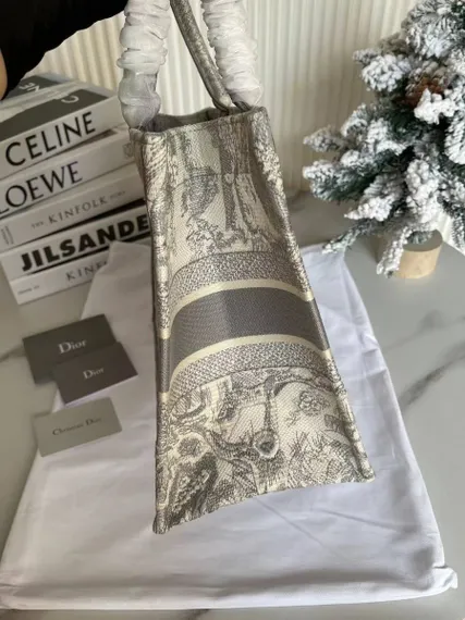 Сумка Dior Book Tote серый