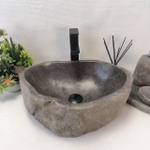 Раковина из речного камня RS-63467 (49*36*15) 0122