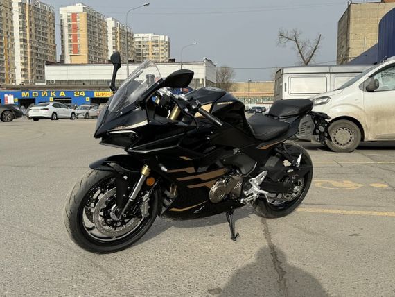 Мотоцикл SHARMAX GP RS 601 Ultra