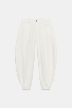 ZARA ДЖИНСЫ TRF BALLON СО СРЕДНЕЙ ПОСАДКОЙ И ПЕТЛЕЙ, БЕЛЫЙ