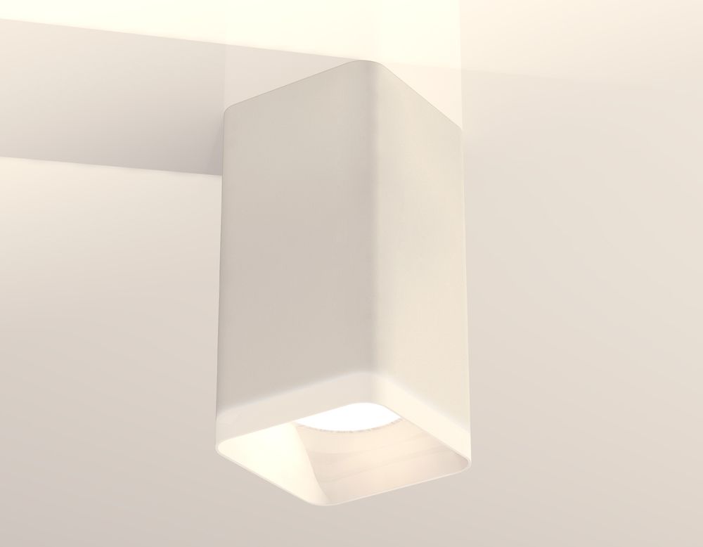 Ambrella Комплект накладного светильника с акрилом Techno XS7820021