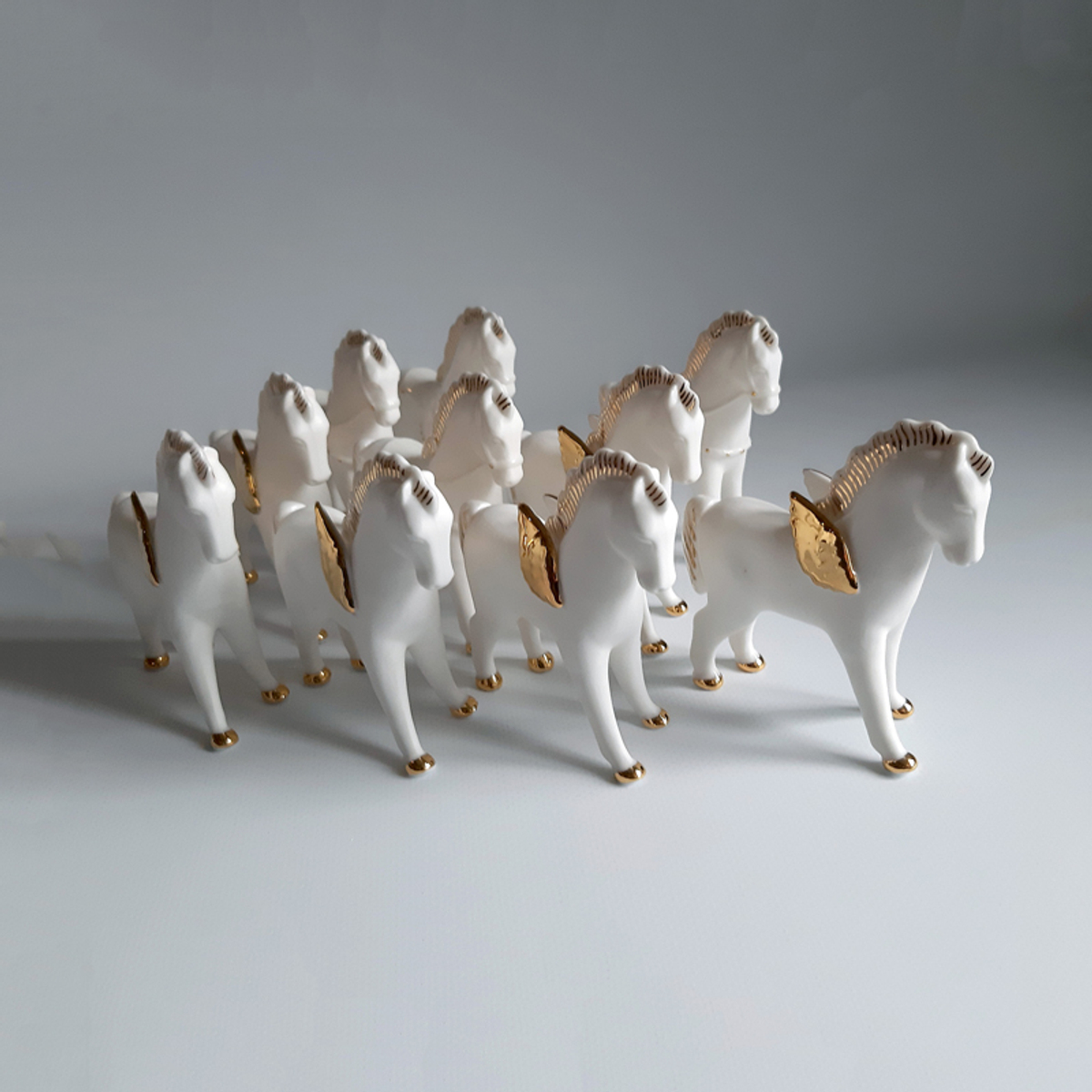 фарфоровая игрушка Быстрее ветра — символ 2026 года Лошадь — Leoleo handmade