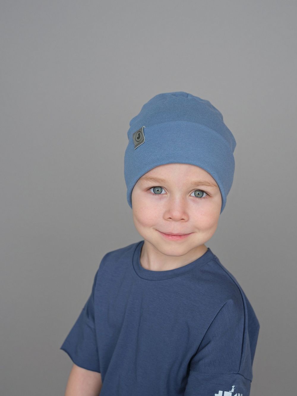 Легкая шапка на лето детская