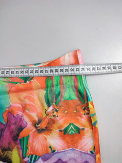 Юбка с красивыми цветами 42-44 размер