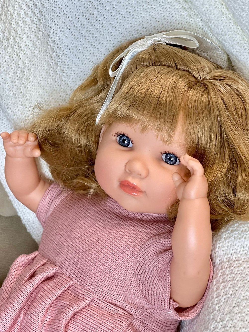 Кукла Berbesa мягконабивная 42см SANDRA в пакете (4417K)