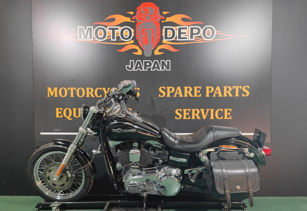 Harley-Davidson Super Glide FXDC1580 2013