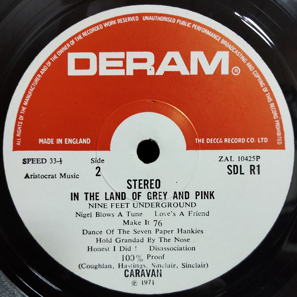 Caravan / In The Land Of Grey And Pink (LP)