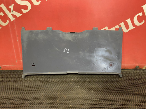 Ниша в консоль центральная