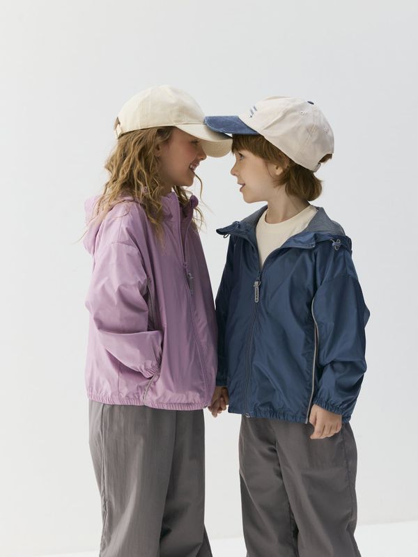 Ветровка на сетчатой подкладке 