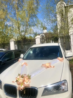 лента на автомобиль