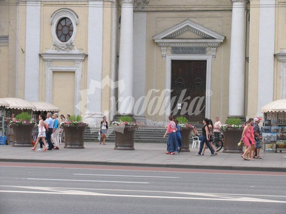 Вазон «Космо»