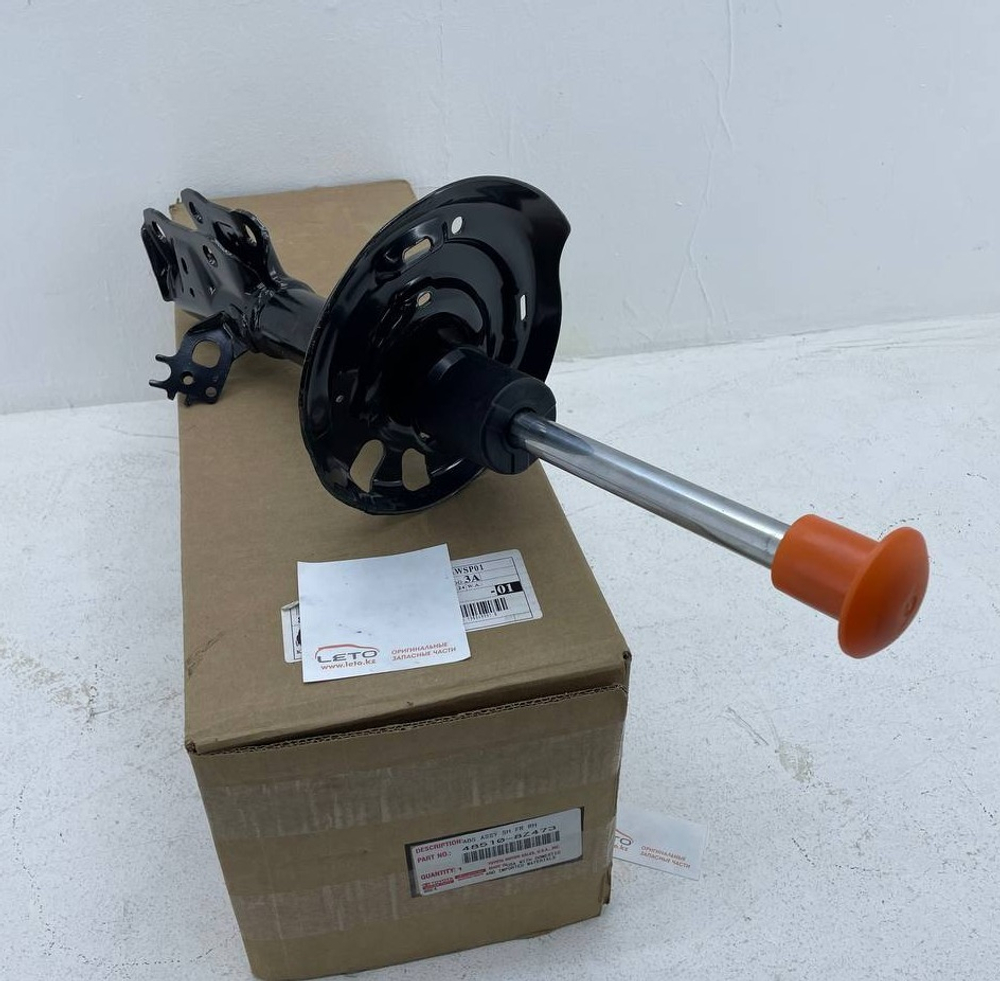 Амортизатор передний правый 48510-8Z473 485108Z473