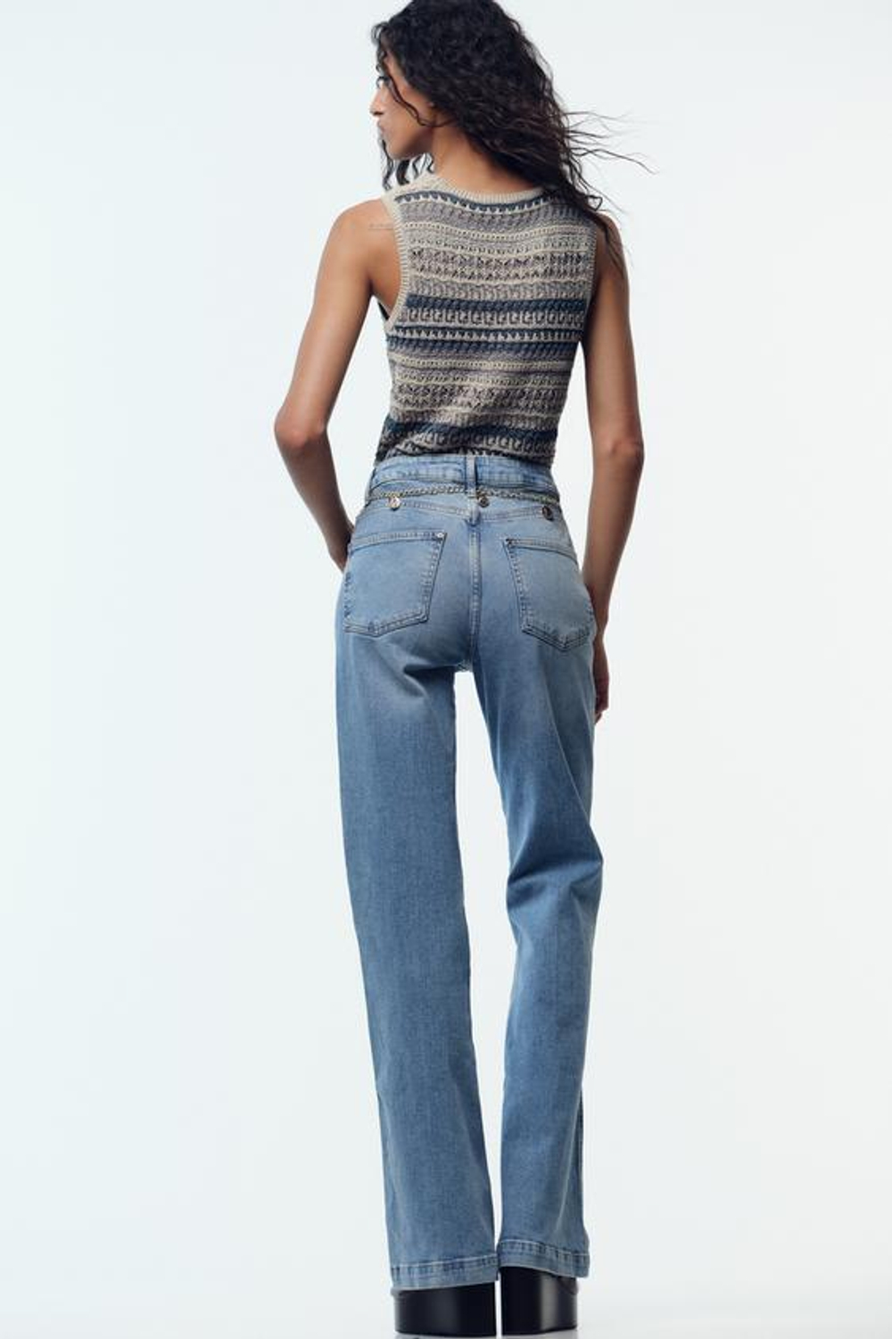 ZARA ДЖИНСЫ Z1975 BOOTCUT С ВЫСОКОЙ ПОСАДКОЙ И РЕМНЕМ-ЦЕПОЧКОЙ, СИНИЙ