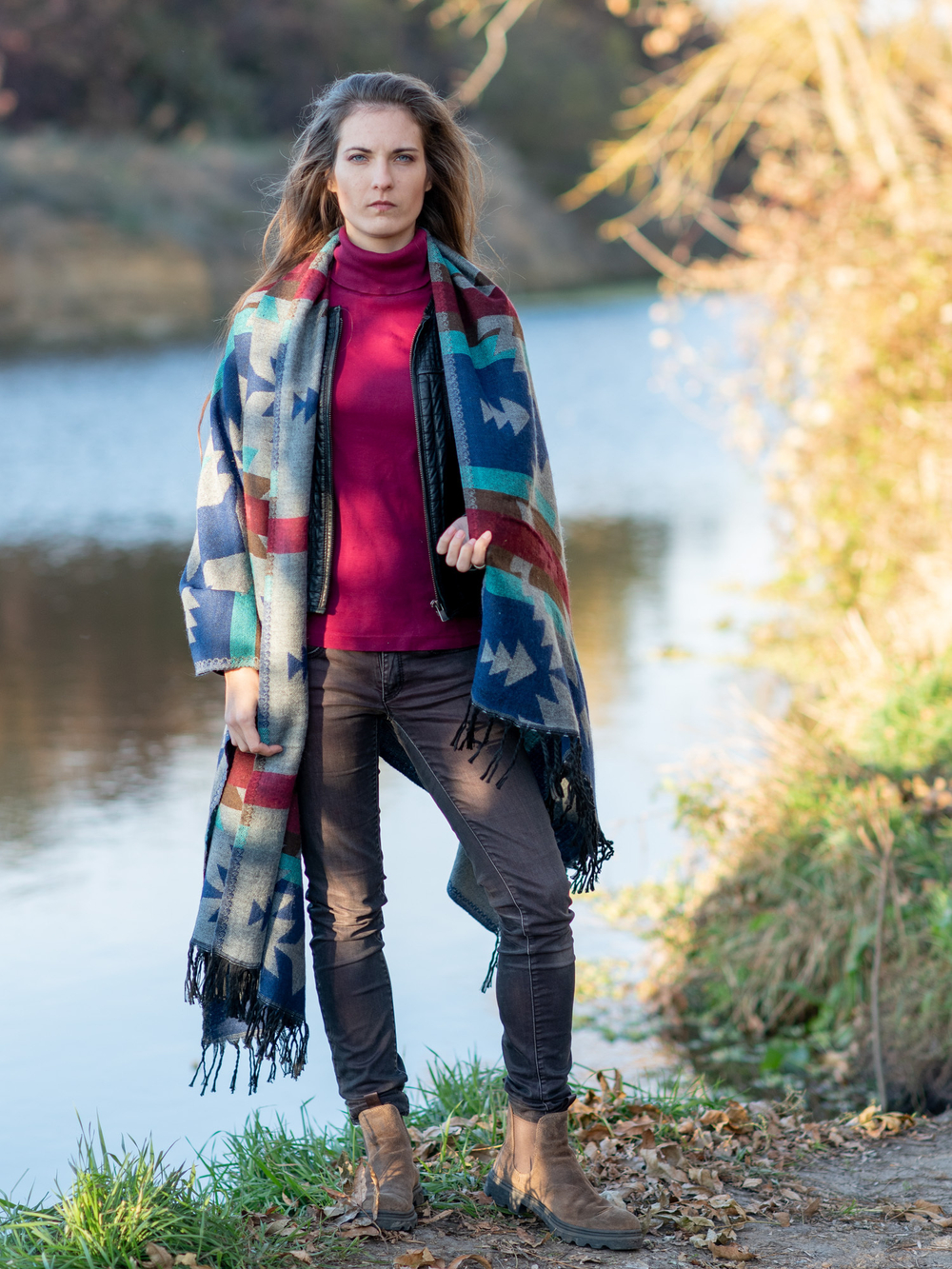 Шарф теплый с орнаментом Навахо