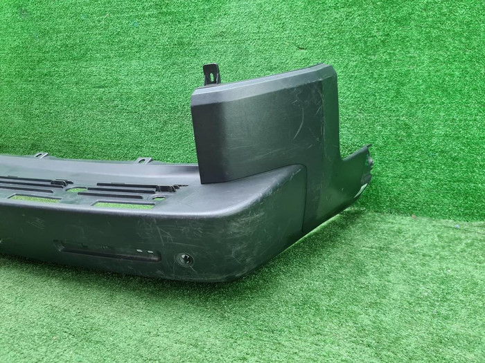 Бампер задний Land-Rover Discovery 3 (2004-2009)