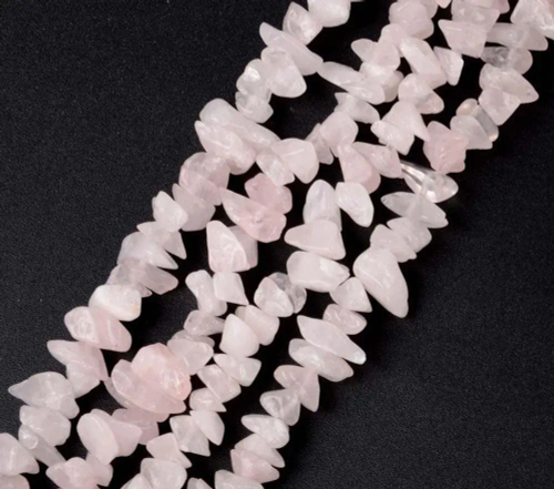 Розовый Кварц бусины крошка 5-8 мм, на нитке 80 см