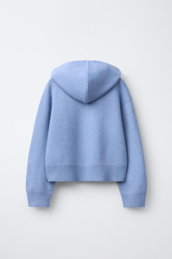 ZARA ВЯЗАНЫЙ СВИТЕР С КАПЮШОНОМ, ЛИНЯЛЫЙ СИНИЙ