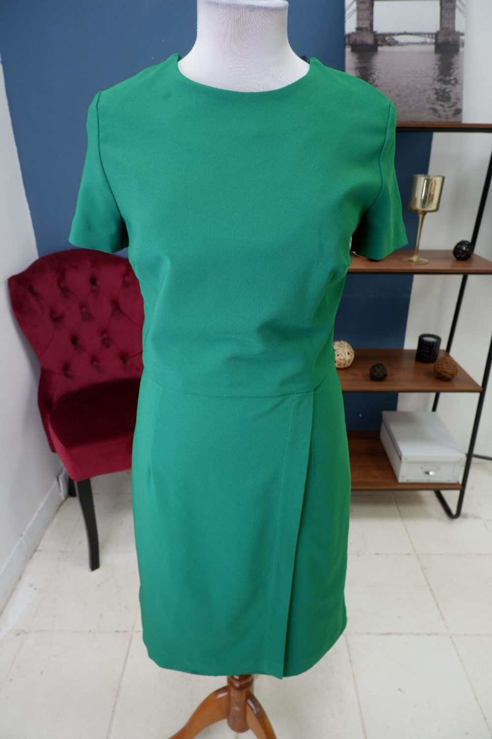 Платье Magda однотонное 48 размер, новое