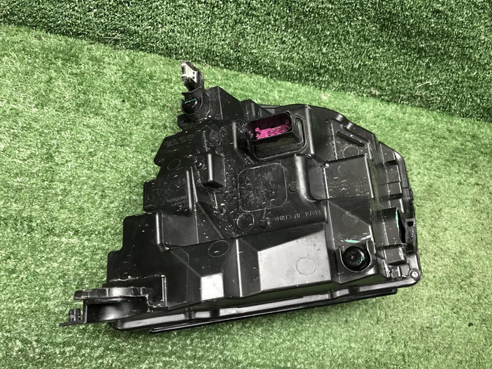 ДХО правый Zeekr 009 (2022-н.в.) LED