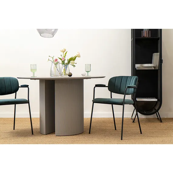 Стул Eirill Arms зеленый велюр с черными ножками