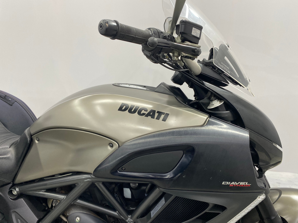 Ducati Diavel Strada 044296