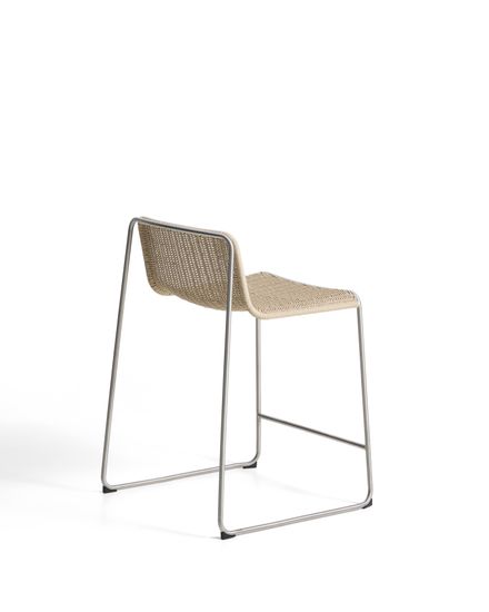 Уличный полубарный стул Tavari из бежевой веревки и стали