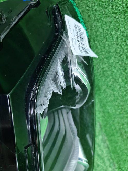 Битая Фара правая Geely Coolray (19-23) галоген