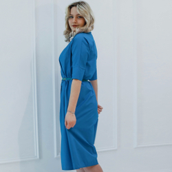 Платье офисное с ремнем на талии синее Италия