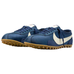 Nike Moon
