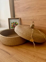 Корзинка плетёная из джута для хранения с крышкой
