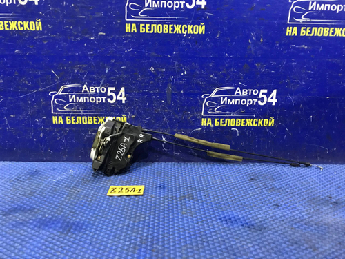 Замок двери задней правой MITSUBISHI COLT 2003