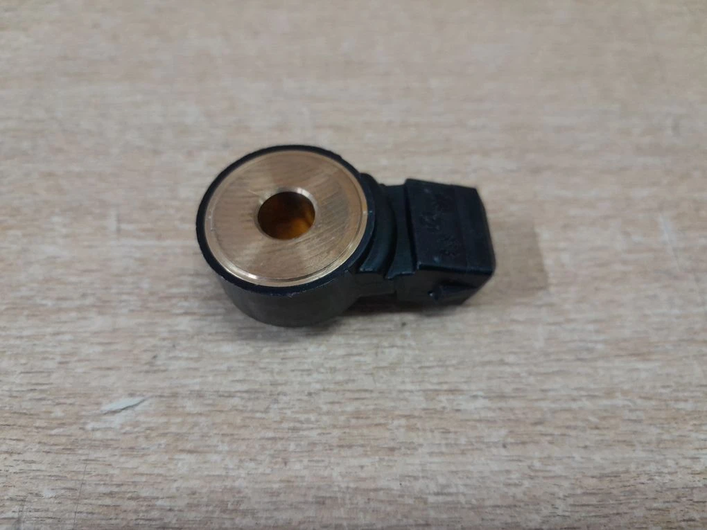 Датчик детонации Tingo 1.6FL 0261231208 ЦС