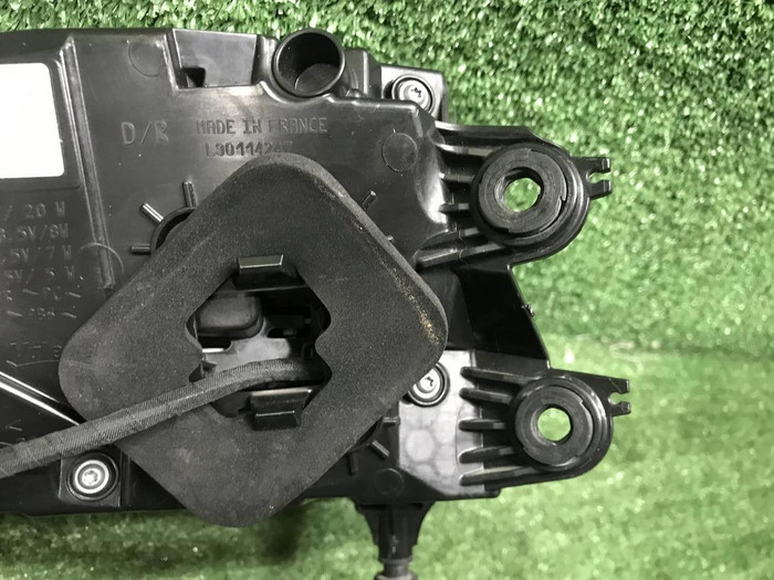 Фонарь правый внешний Porsche Macan 95b (18-нв)