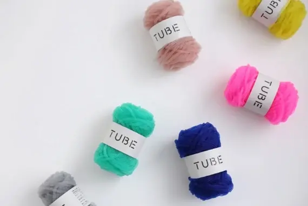 TUBE розовый неон 3