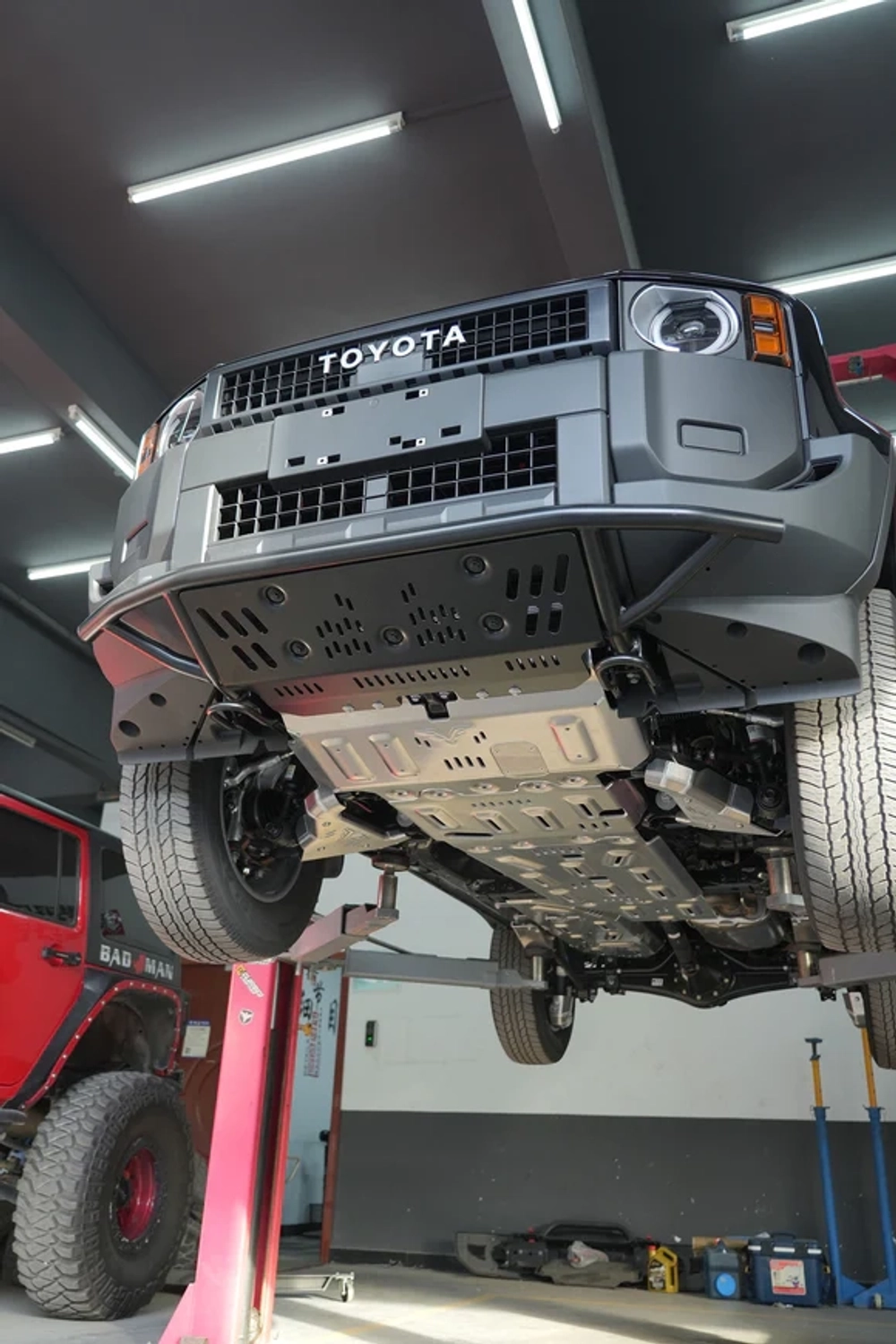 Защита картера с дугой переднего бампера для Toyota Land Cruiser Prado 250 LC250 Крузак Тойота Кенгурятник защита бампера