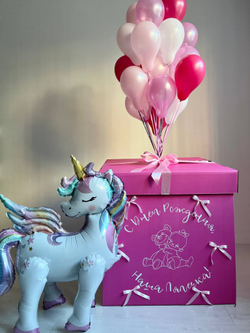 Воздушные шары коробка сюрприз единорог фуксия/розовый/белый/малиновый №3405
