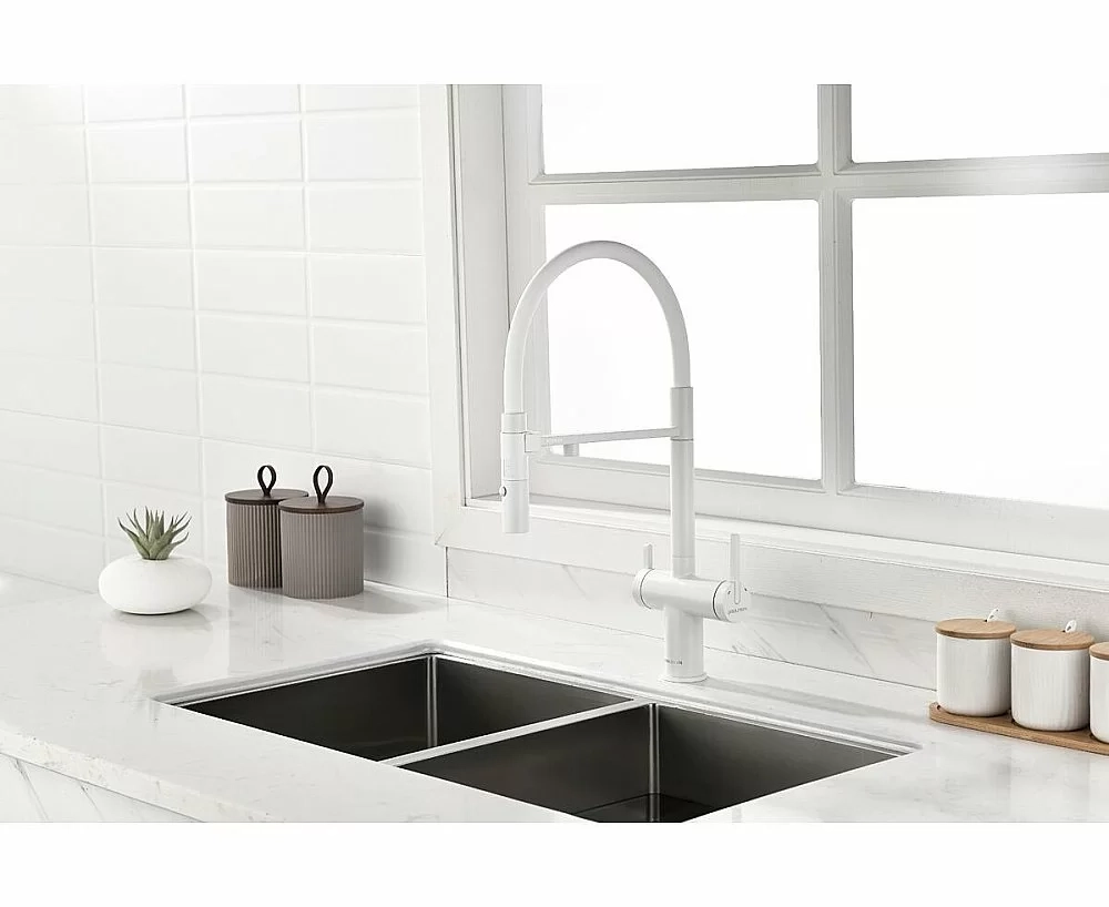 Смеситель для кухни Paulmark Gravity Gr213888-WH белый матовый