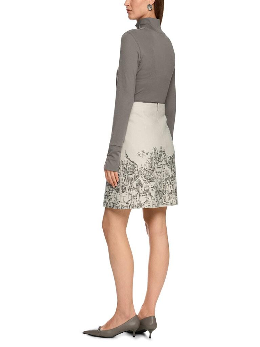 ZC 48.05 J14   водолазка