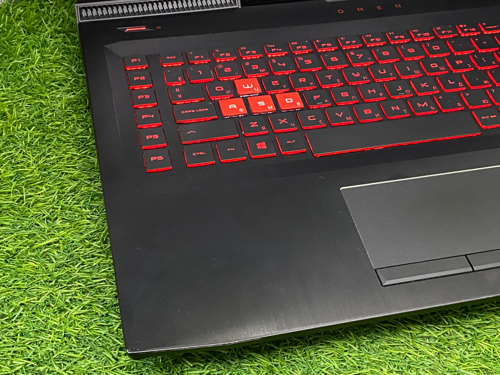 Игровой HP 17.3' i5-7300HQ/GTX 1050 2GB/8GB/1TB/ Omen 17-an015ur[2CM04EA]/Windows 10