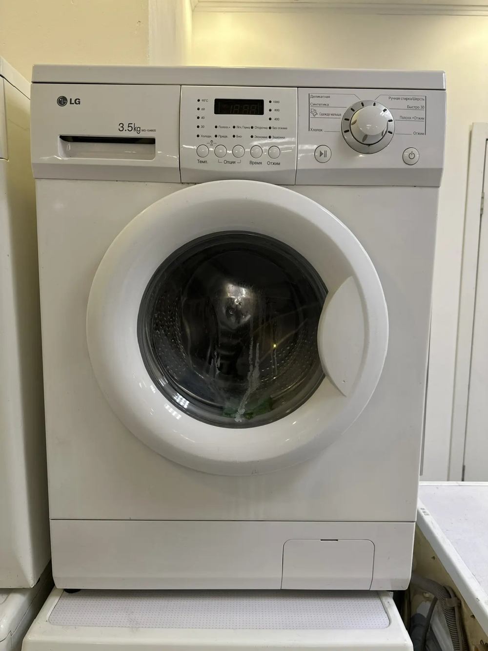 Стиральная машина LG WD-10480S фронтальная 3.5 кг до 1000 об/мин