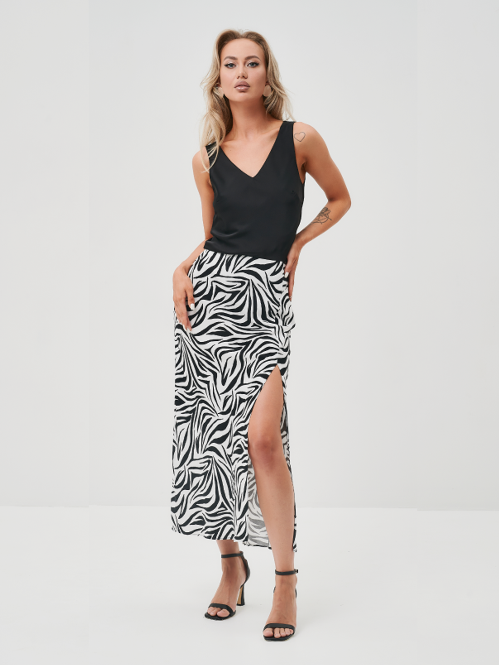 Юбка миди из вискозы с разрезом Zebra