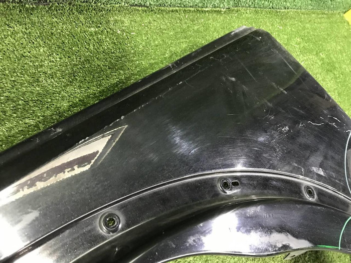 Крыло переднее левое Land-Rover Discovery 3 (2004-2009)