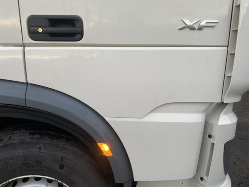 Продолжение двери правой 2021г