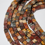 Яшма натуральная, куб 6,4мм