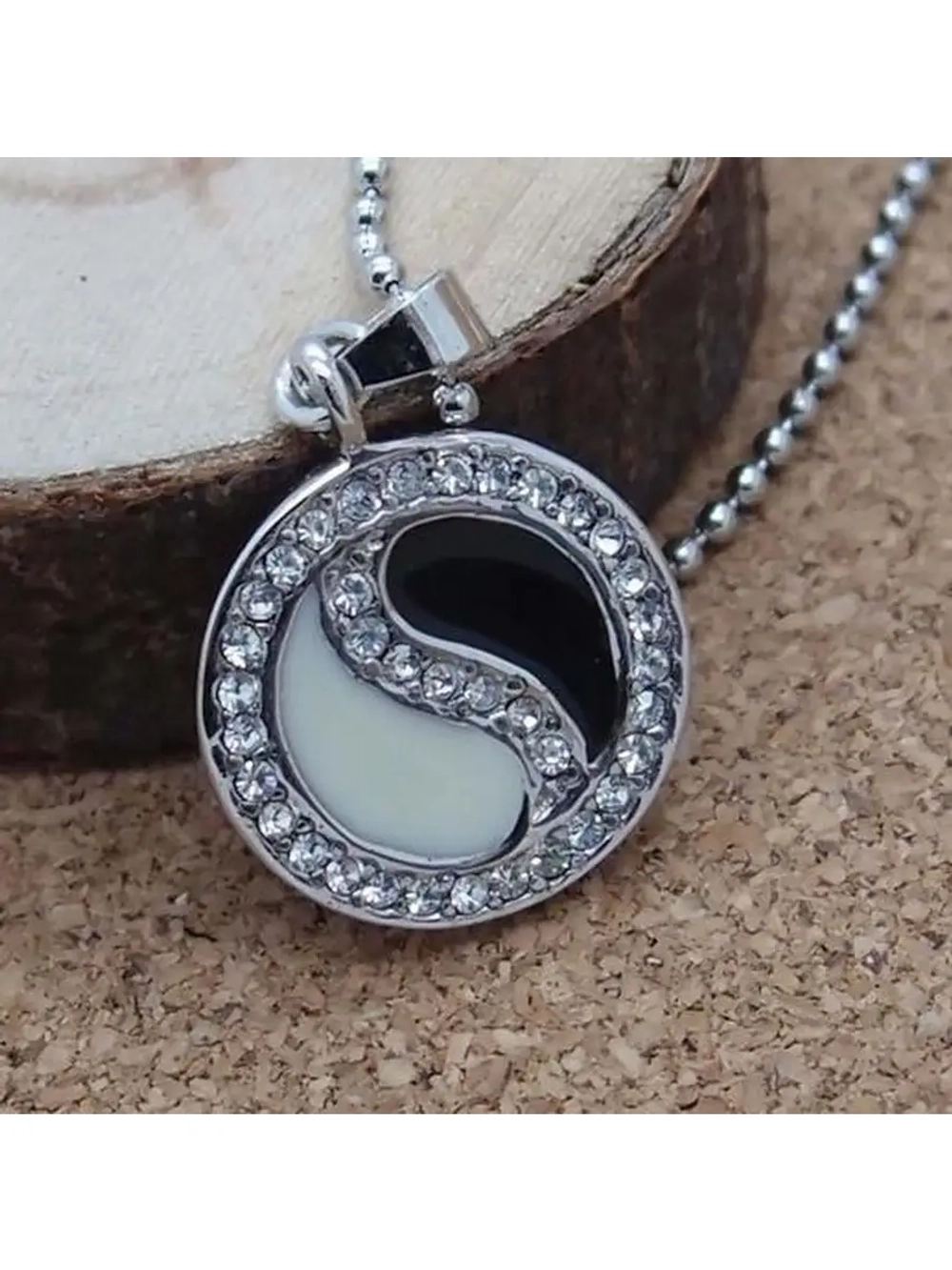 Талисман Инь-янь гармония красоты