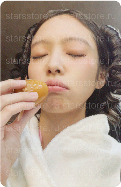 Фотокарта Jennie - Ruby (APPLE MUSIC)