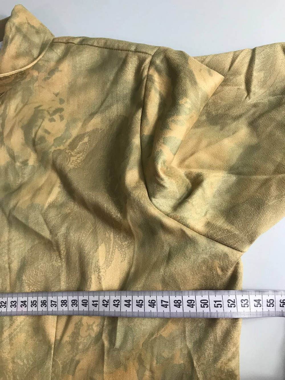 Куртка тонкая для летних прогулок, маркировка М, визуально на 46 размер