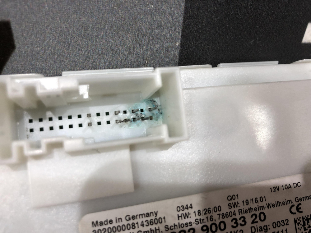 Блок управления keyless-go A2229003320 Mercedes A2229003320