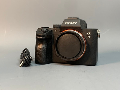 Sony A7 III 16.325 кадров