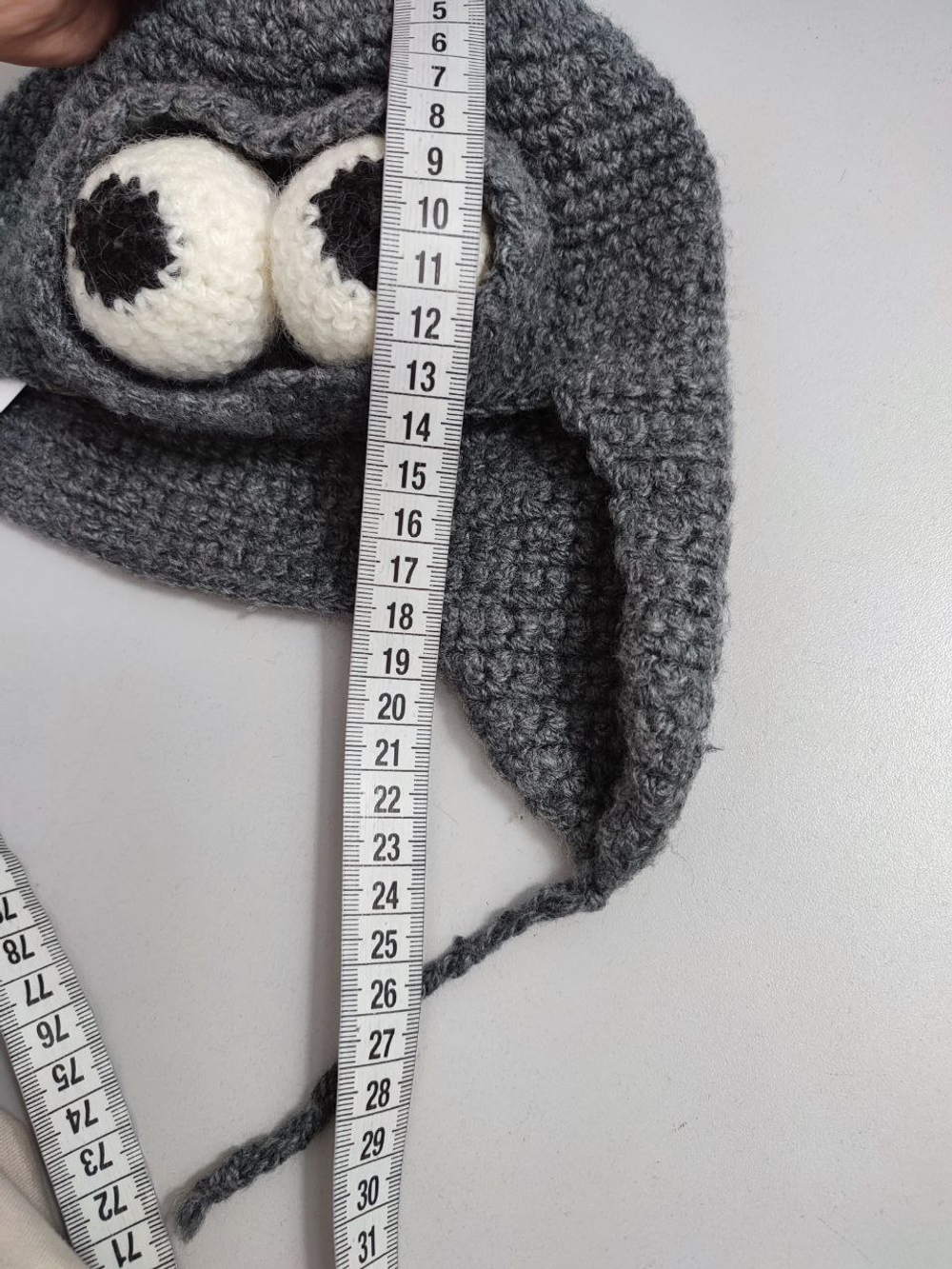 Шапка шерстяная на 3-4 года